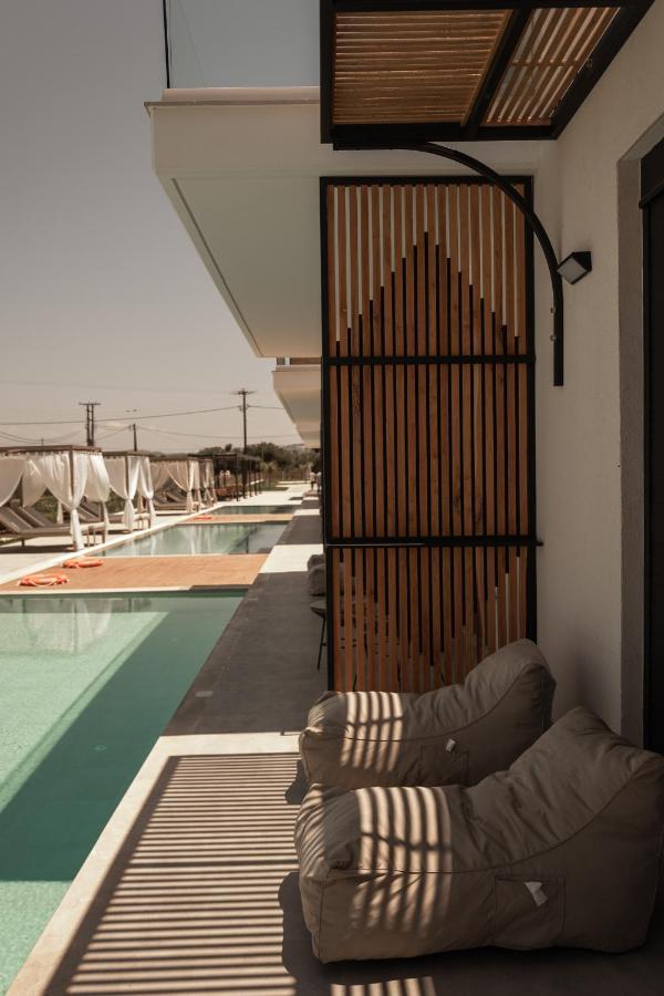 Salt Boutique Hotel Palouki ภายนอก รูปภาพ