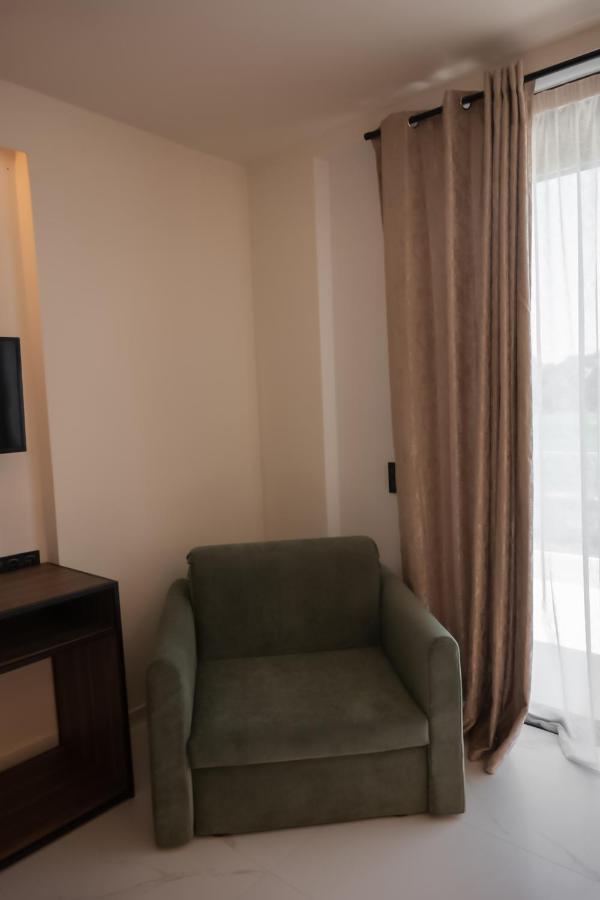 Salt Boutique Hotel Palouki ภายนอก รูปภาพ